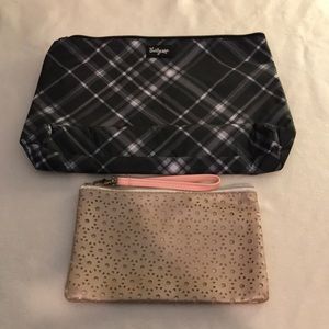 Lot of 2 bags